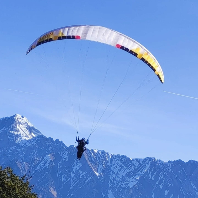  Vuelo en parapente en los Dolomitas 