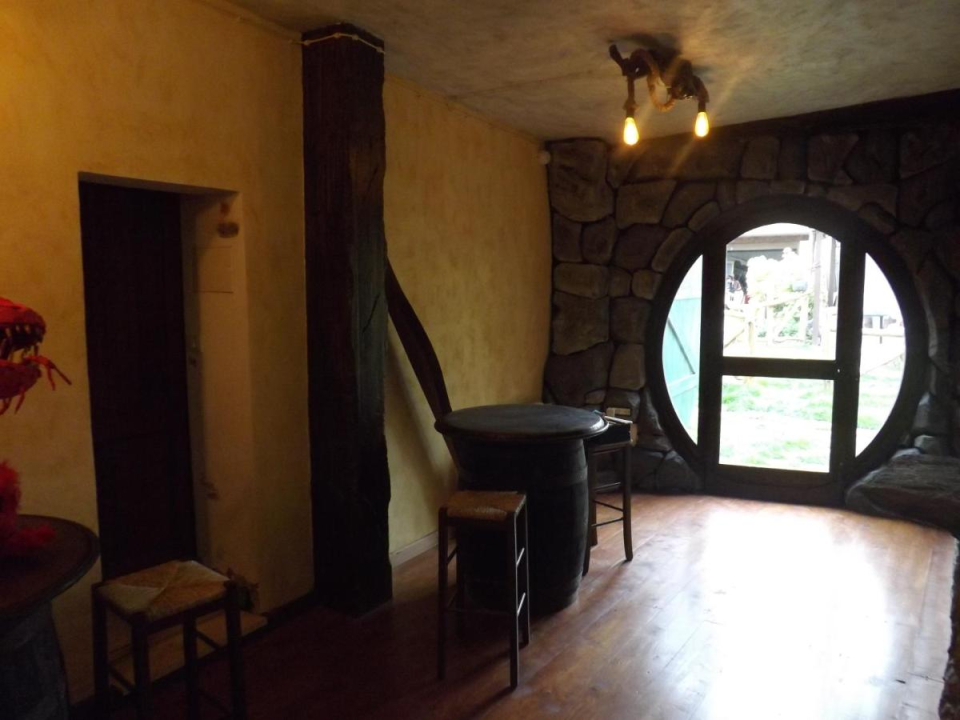  La ventana redonda de la casa Hobbit 