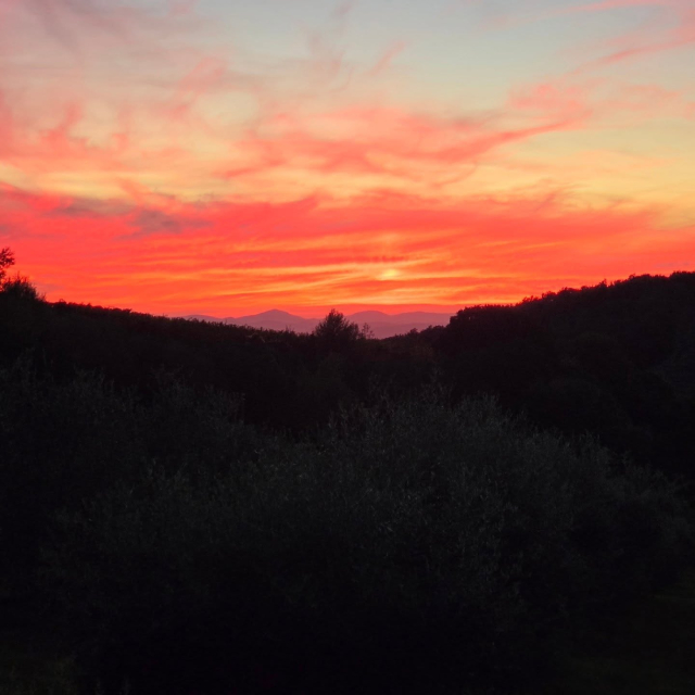  El cielo rojo sobre la Val d'Orcia