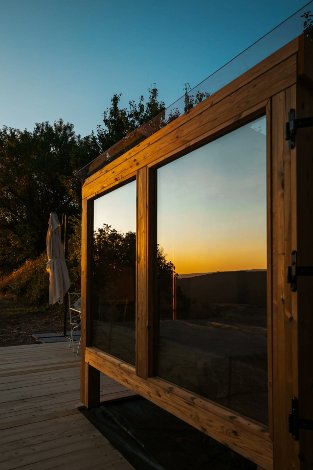  La puesta de sol reflejada en las ventanas de Gambassi Terme 