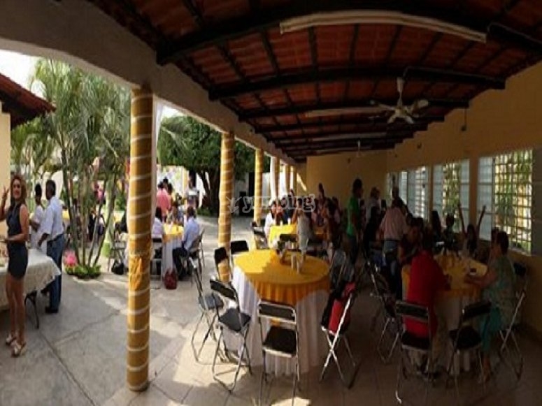 Paquete básico Fiesta Infantil 100 personas - Ofertas Yumping.com.mx