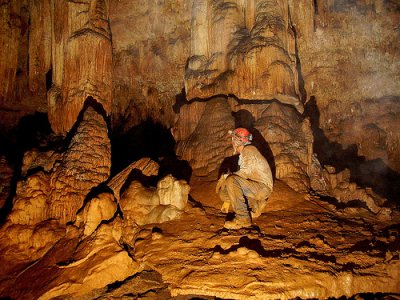 Valle Alegre Espeleología