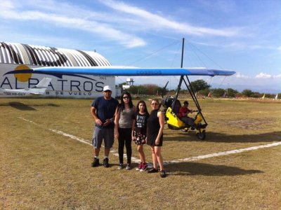 Vuelo ultraligero 30 minutos con clase de piloto
