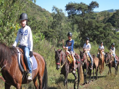 Reiten für Kinder von 6 bis 12 Jahren im Valle Bravo 2 Stunden