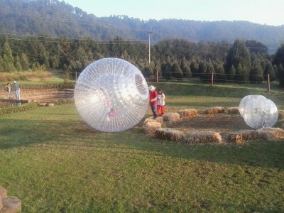 Bumper Ball no rancho recreativo Valle de Bravo