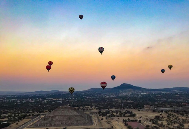  Giro in mongolfiera sulle piramidi di Teotihuacán 