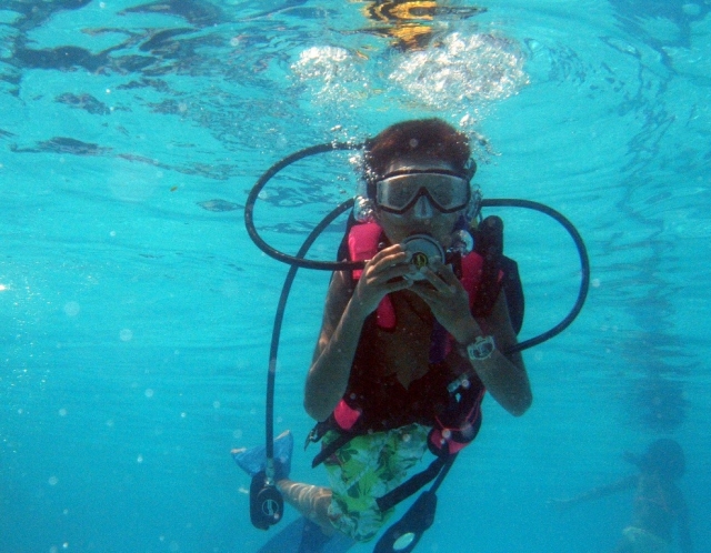  Kindertauchen, mit SCUBA 