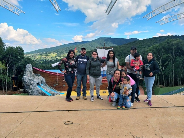 Disfrutando de la familia en nuestro parque