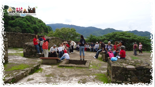  Guided Tour of the Archaeological Area 