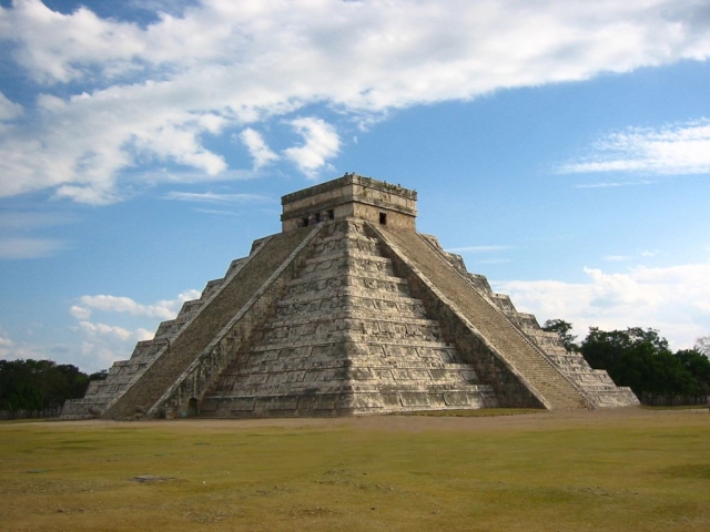 Piramide de Chichen Itza1