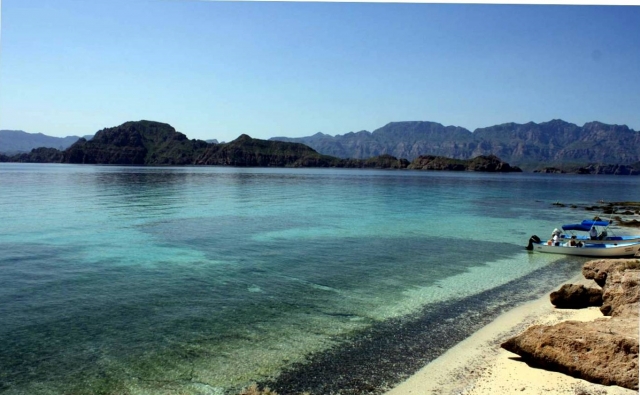 Boat trip in Loreto 