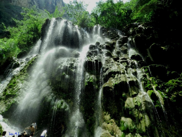 Cascate