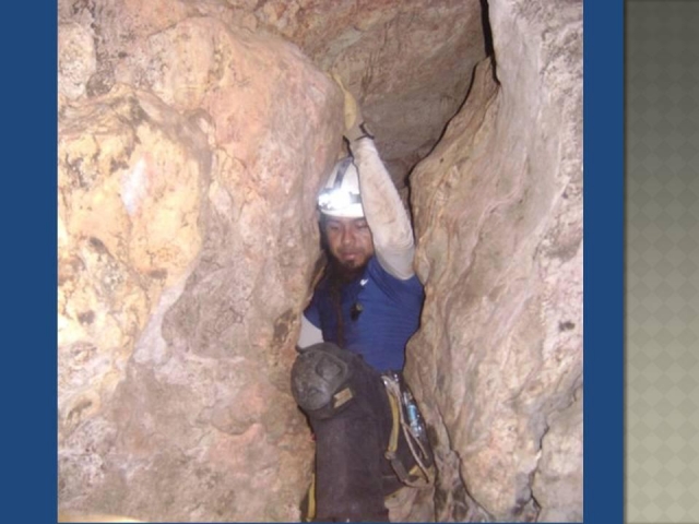  Spéléologie 