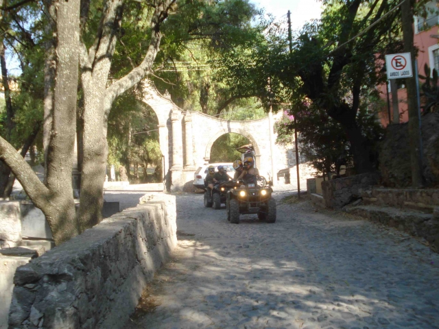  Historische Straßen 