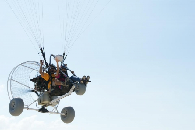  In den blauen Himmel 