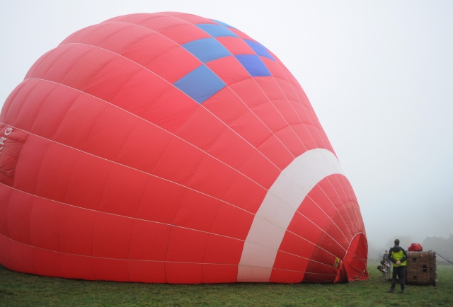  preparing the balloon 