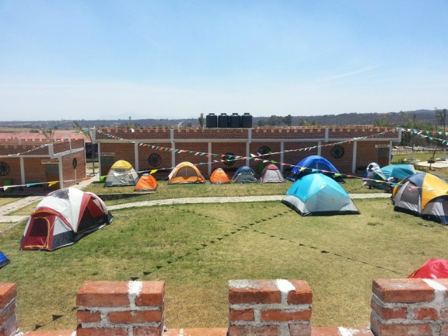  Camping 