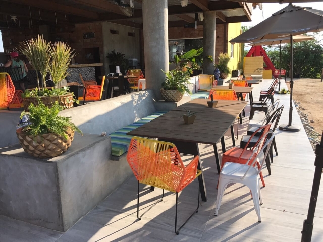 Disfruta de unos snacks en nuestro restaurante