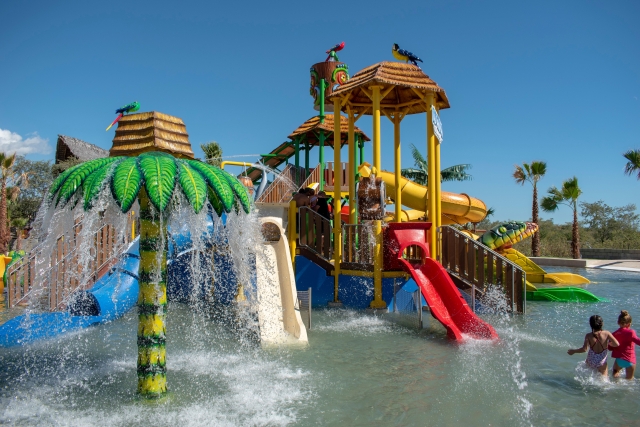Parque acuático incluido