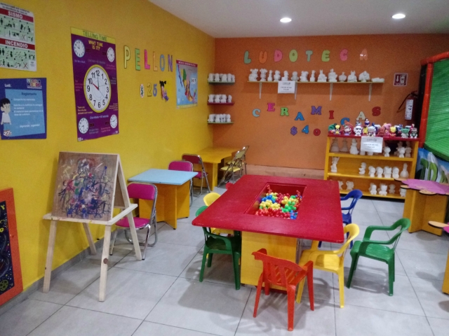  Spielzimmer 