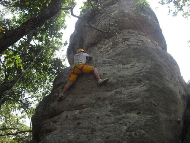  Climbing 