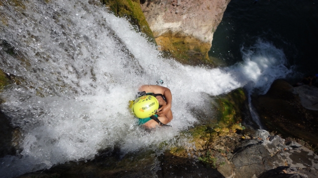  To swim 