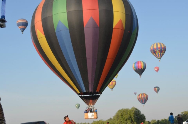 Hot air balloons 