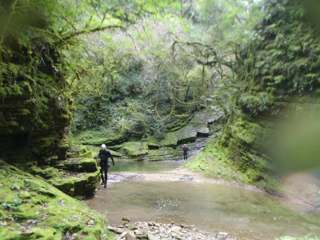  Canyoning 