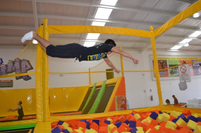  Foam pit 