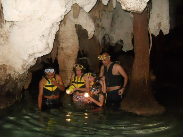 Explora cenotes