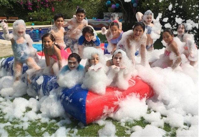 Fiesta de la espuma para los peques