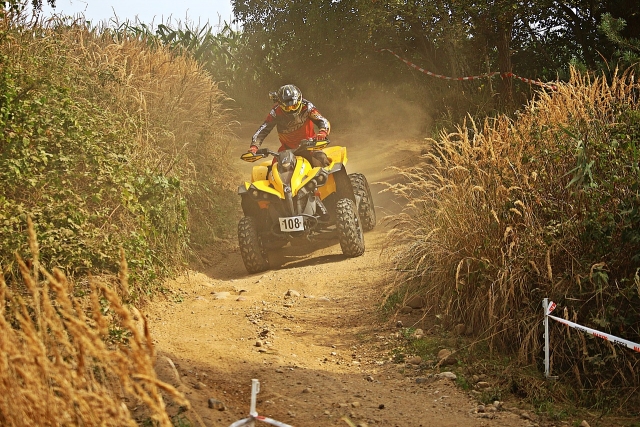Recorre caminos de terraceria
