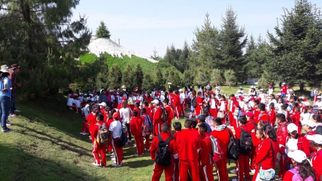 Campamento de escuelas