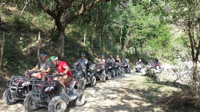  Vieni con i tuoi amici su ATV