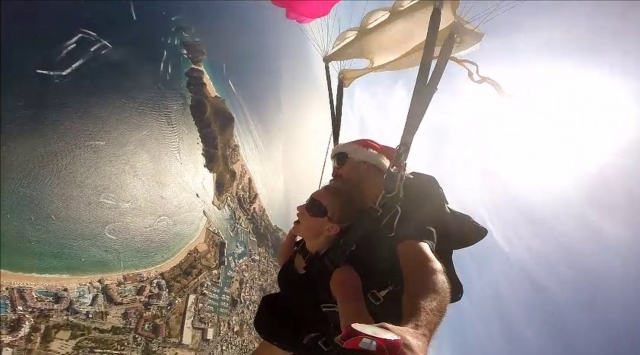  See the island from the maximum height 