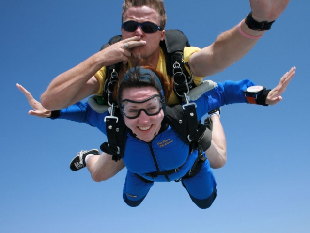  Sending a kiss during the jump 