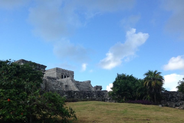  享受卡门海滩的导游服务 