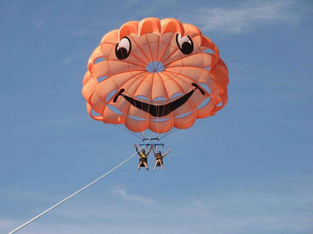  Fly around the bay of cancun