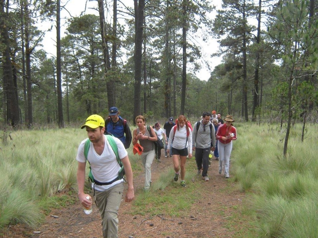  Hiking in Texcoco 