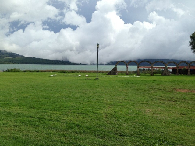 Routen durch Zirahuen