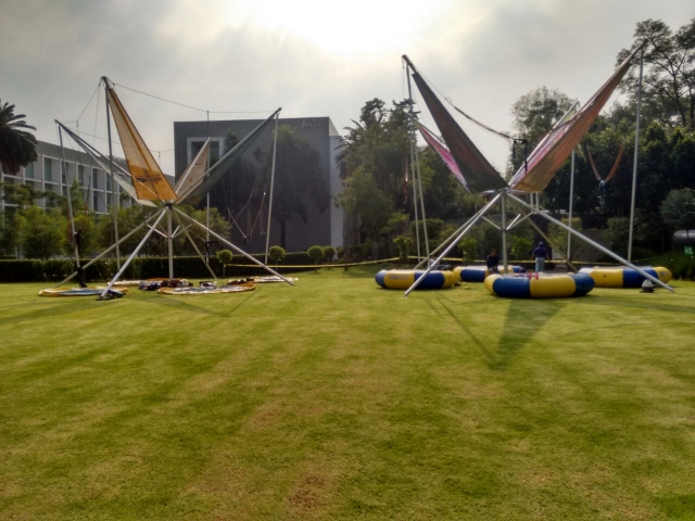  Euro bungee per una e quattro persone 