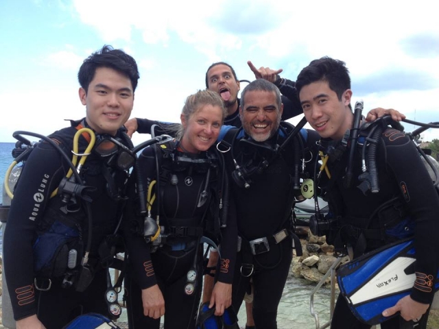  监视器和孩子们 