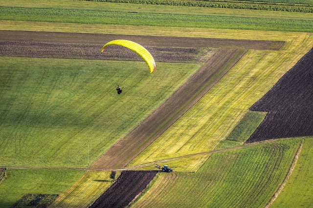  Fly the Valle fields 