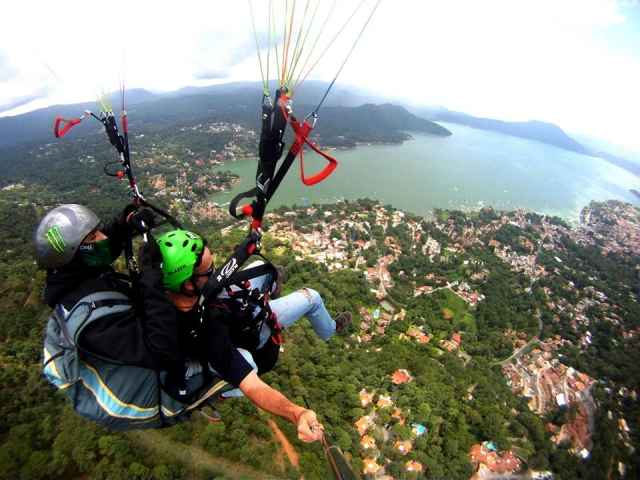 e-19737297-parapente14861506994643.jpg