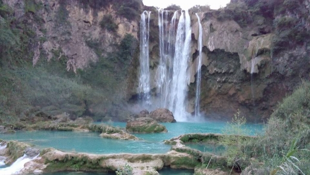  Waterfalls 