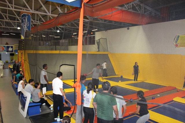  Springen Sie in unser Gehege 