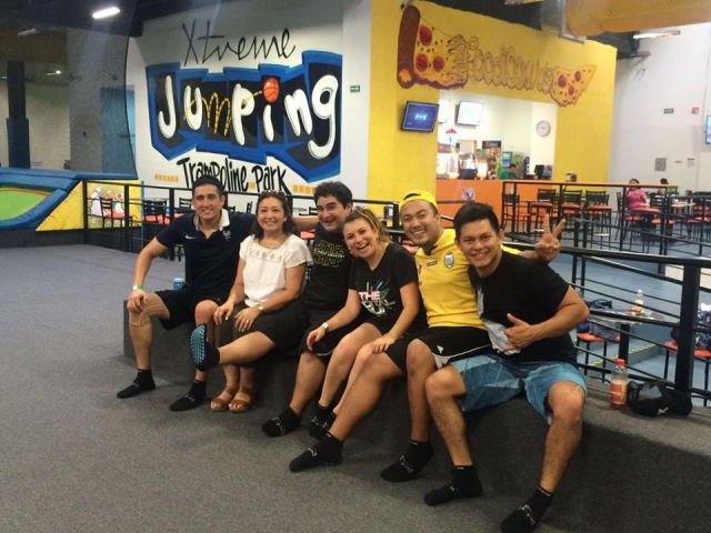  来吧与你的朋友一起