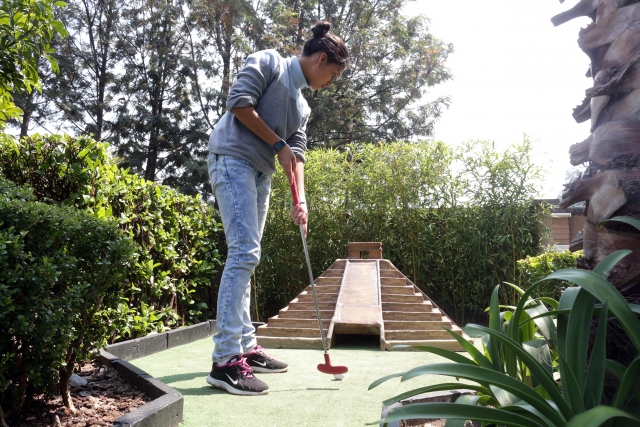Juega al mini golf