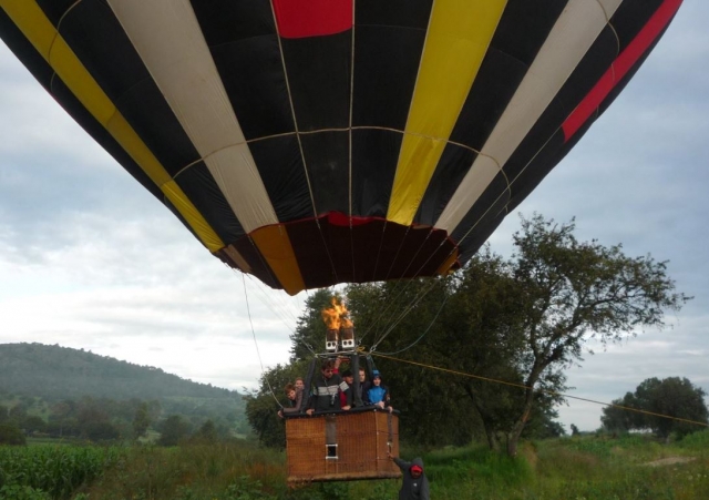 Assistere alle manovre di volo 
