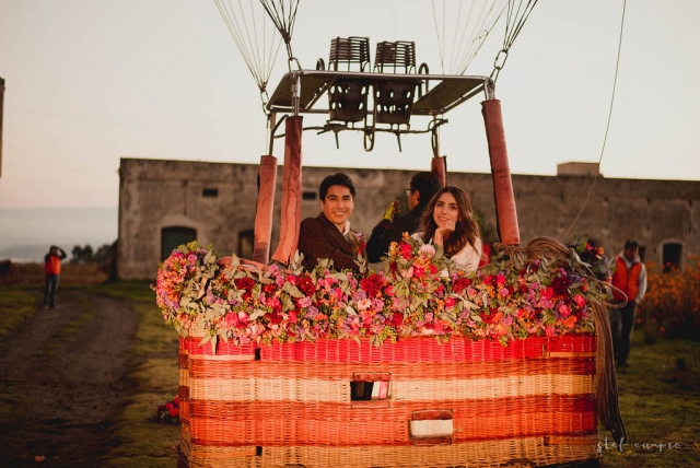  Abbiamo voli romantici per coppie 